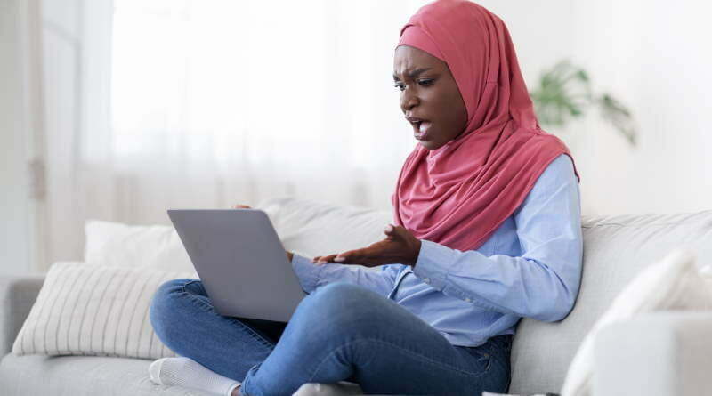 Arguing with Strangers on the Internet Arguing with Strangers on the Internet