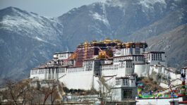 The  Dram/Zhangmu Border Crossing  is Re-Opened The  Dram/Zhangmu Border Crossing  is Re-Opened